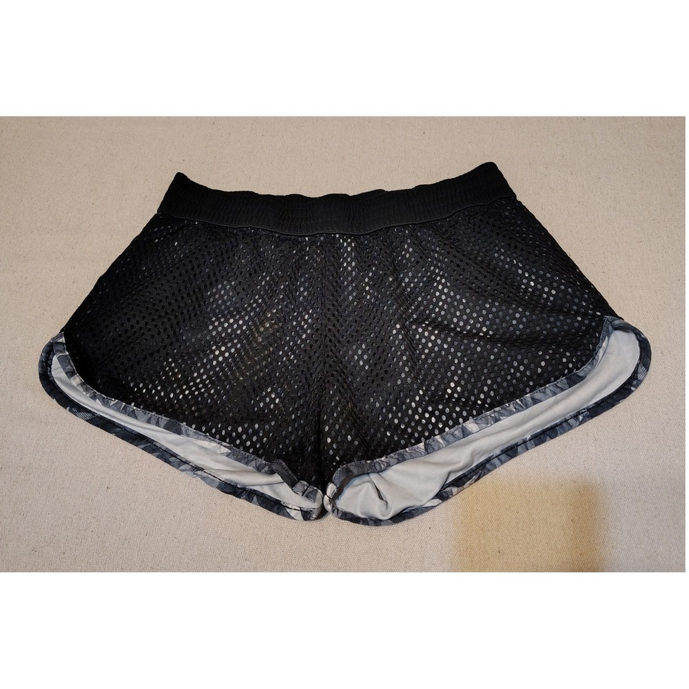 Champion Women's Athletic Running‎ Shorts Black Mesh Overlay Lined Size M 15